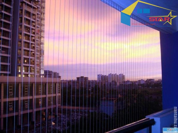 GIÀN PHƠI ĐỒ, giàn phơi đồ giá rẻ, giàn phơi đồ chung cư, lưới an toàn ban công chung cư, giàn phơi Hòa Phát, ưu điểm của giàn phơi Hòa Phát