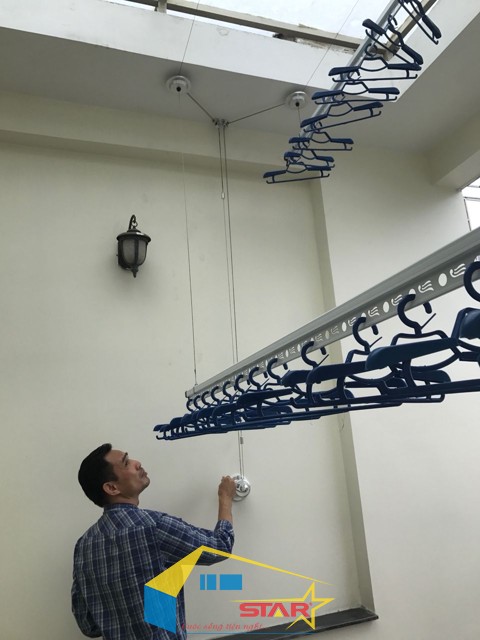 Mua Giàn Phơi Thông Minh, Giàn phơi thông minh, Giàn phơi gắn trần, Giàn phơi gắn tường, Giàn phơi điện tử, lưới chống muỗi. Tuấn Vinh Shop,