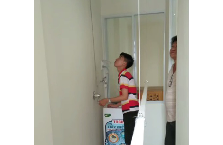 giàn phơi thông minh hồ chí minh, báo giá lắp giàn phơi tphcm, giàn phơi hòa phát tp hcm, giàn phơi quần áo gắn trần, giàn phơi thông minh giá rẻ, đơn vị lắp giàn phơi uy tín tphcm