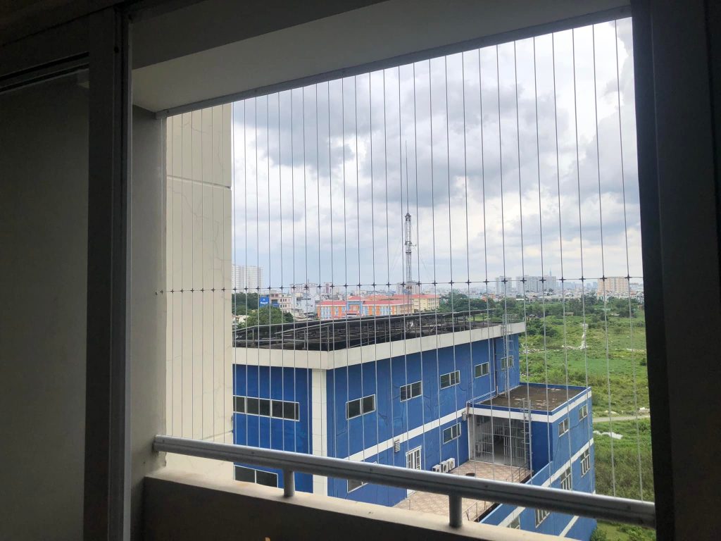 lưới an toàn cửa sổ, lắp đặt lưới an toàn, lưới an toàn inox 304, Tuấn Vinh Shop, lưới an toàn chung cư, lưới an toàn ban công, thi công lưới an toàn cửa sổ TP.HCM